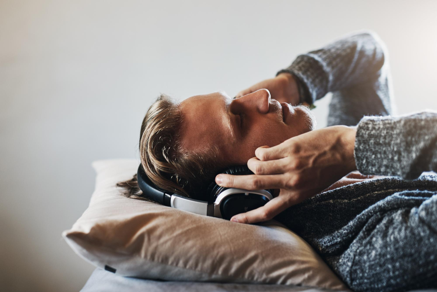 Using Alpha Brainwaves to Beat Afternoon Slumps