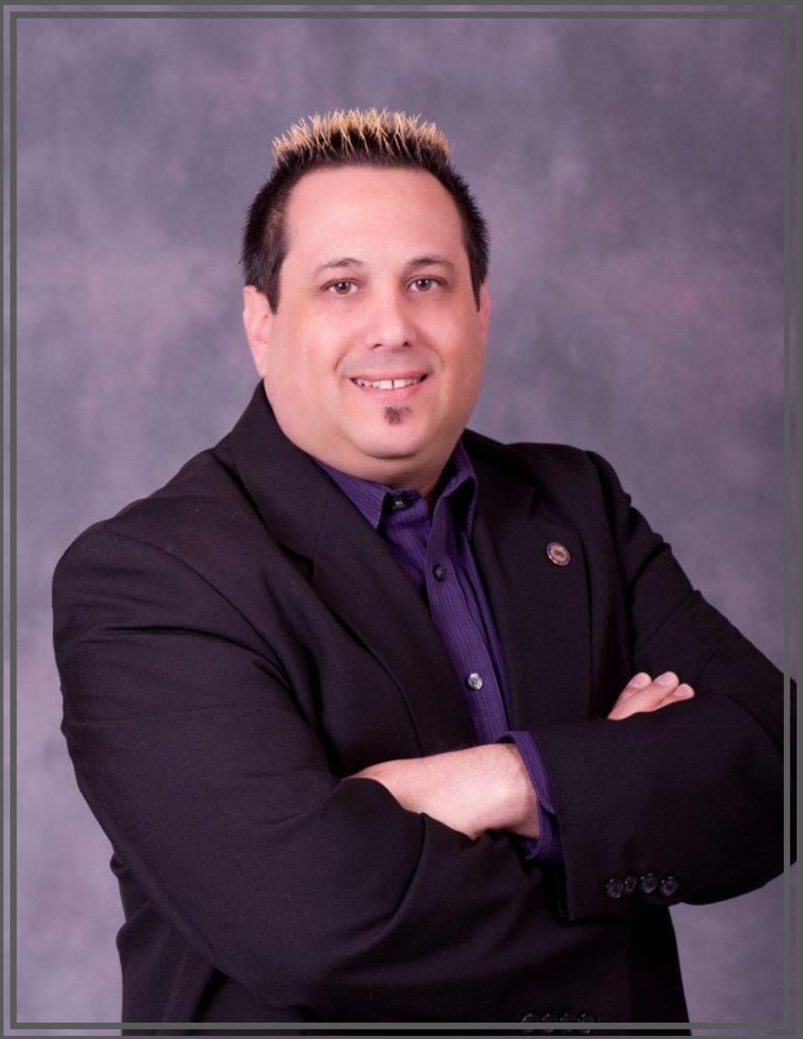 Michael DeSchalit Profile Photo