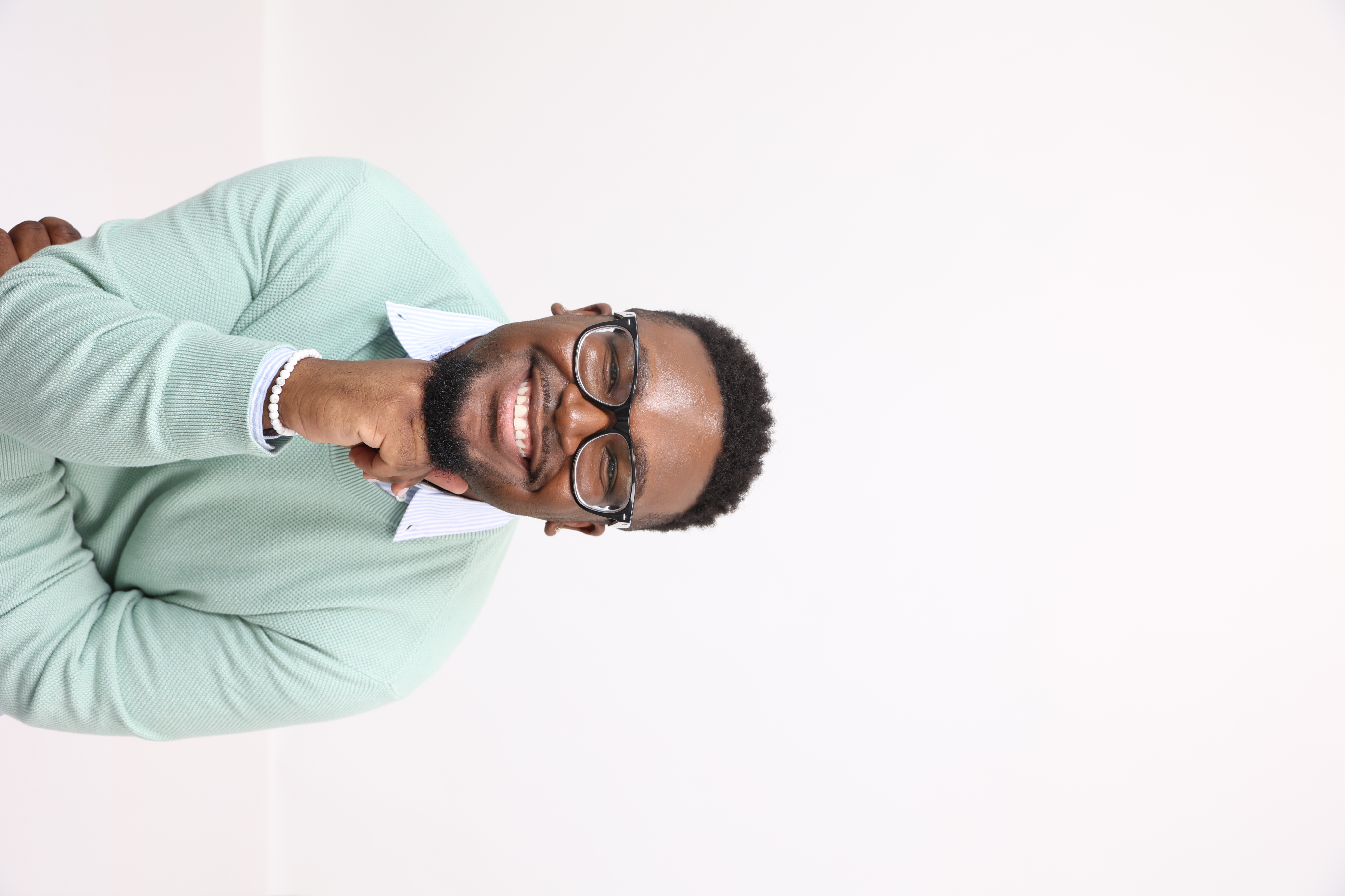 Devin Lewis Profile Photo