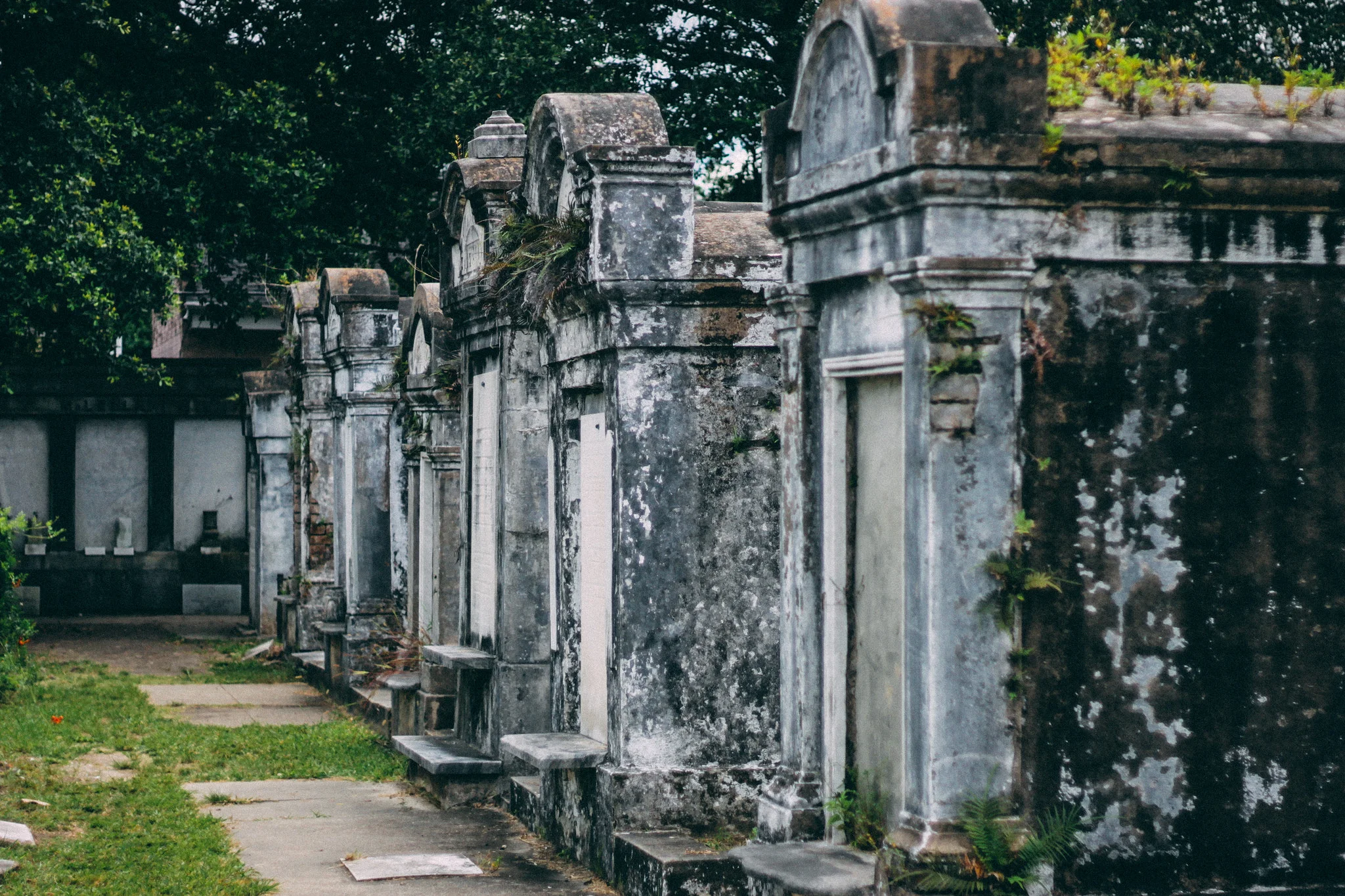 New Orleans: Where the Dead Are Never Far Away