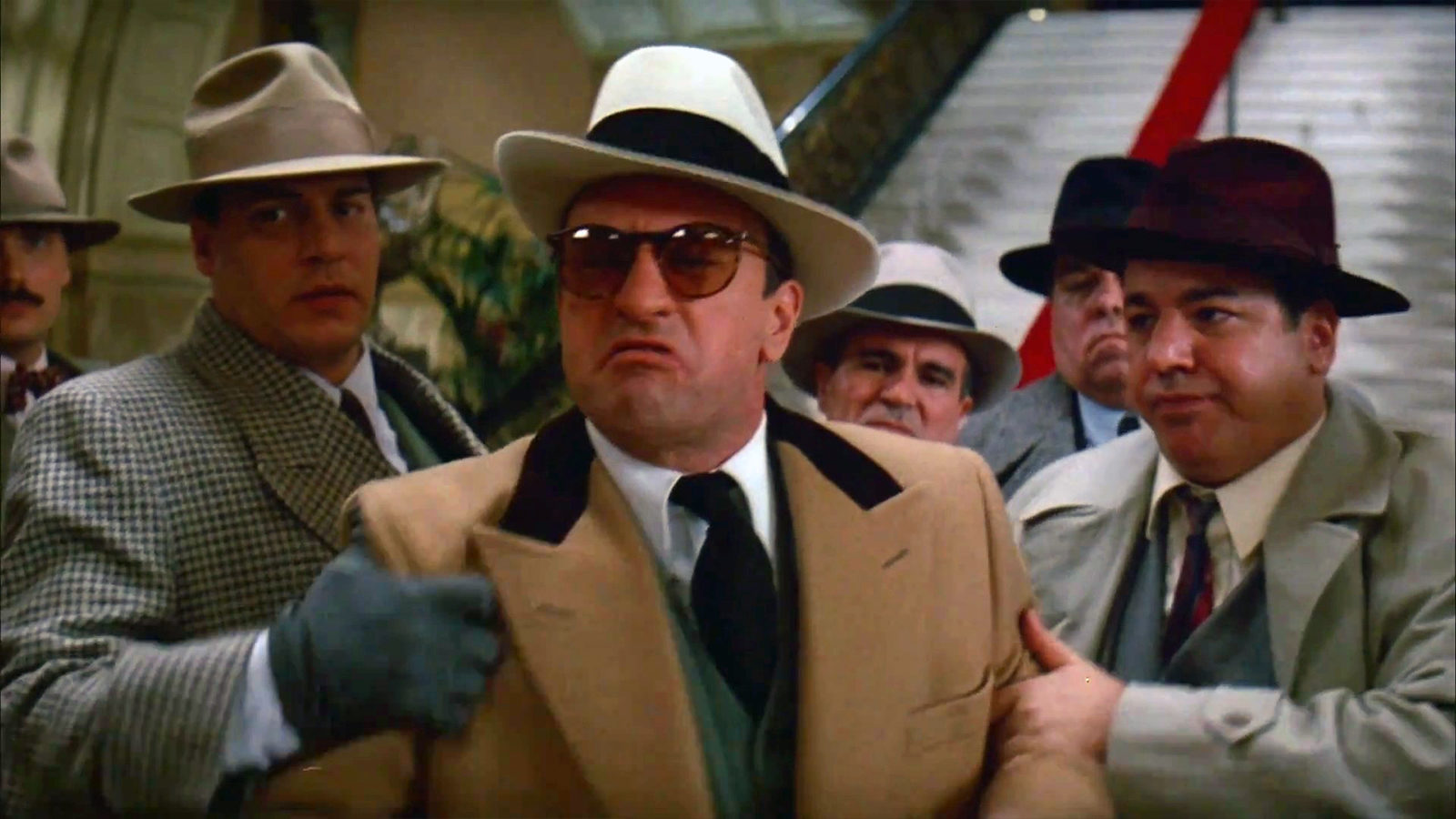 Why Robert De Niro's Al Capone Screen Time Ruined The Untouchables