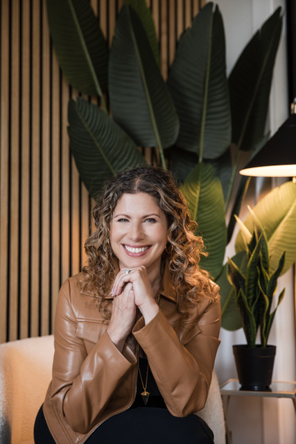 Julie Reisler Profile Photo