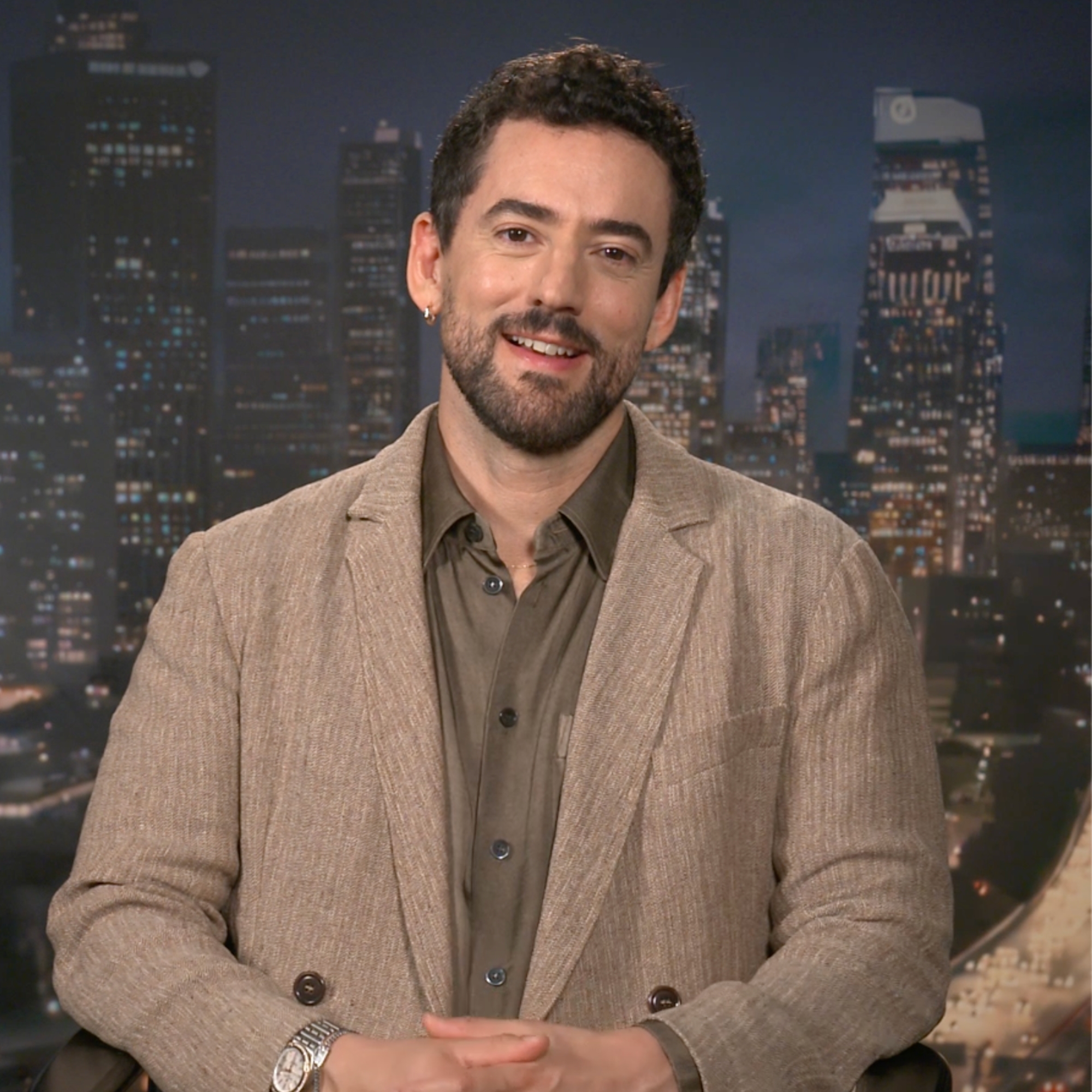 Luis Gerardo Méndez Profile Photo