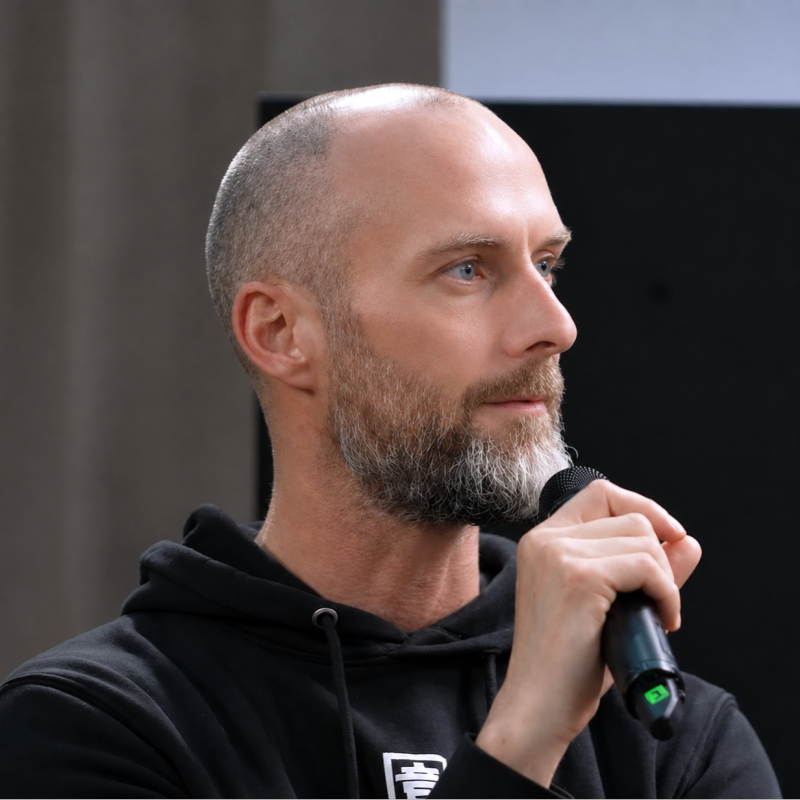 Simon Brown Profile Photo