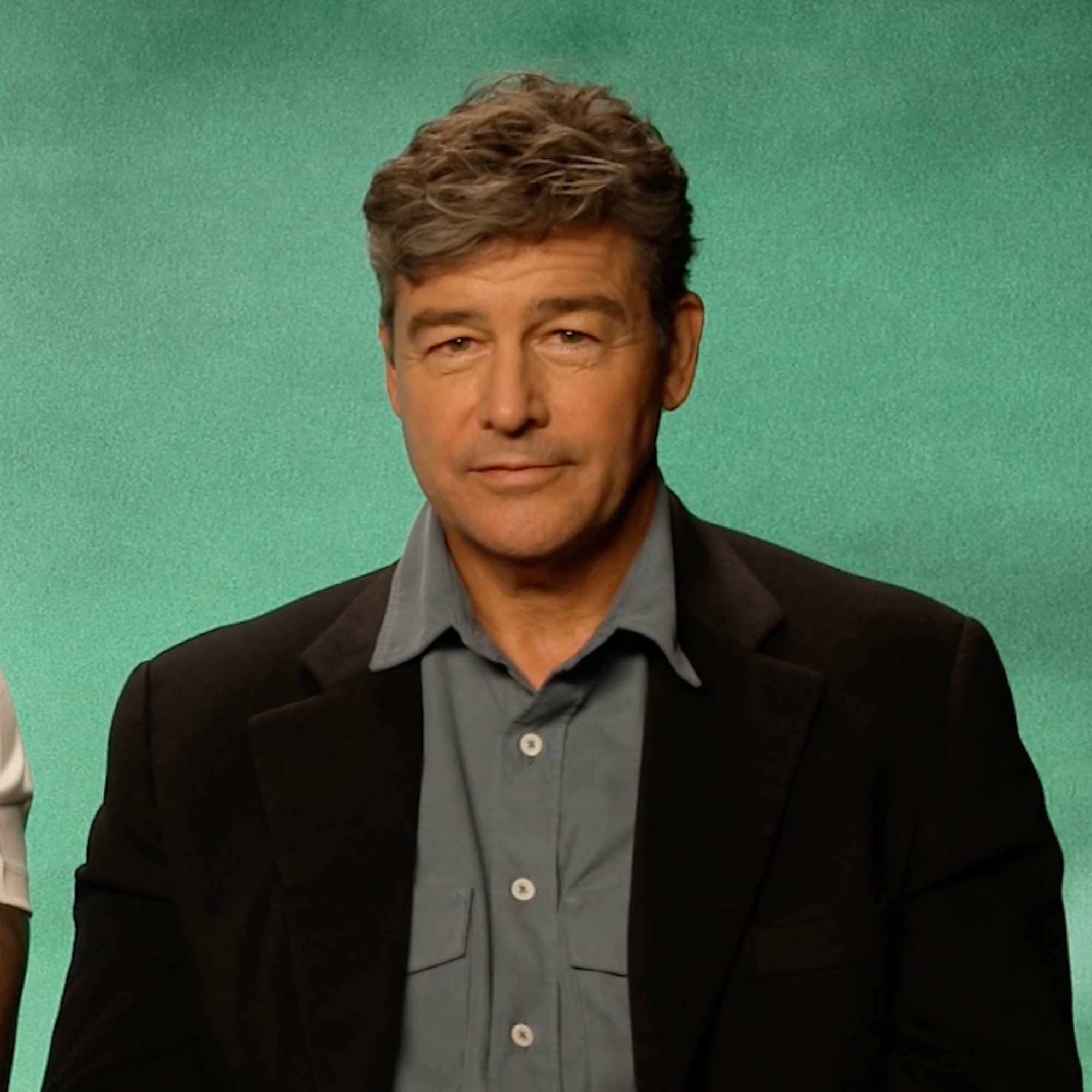 Kyle Chandler Profile Photo