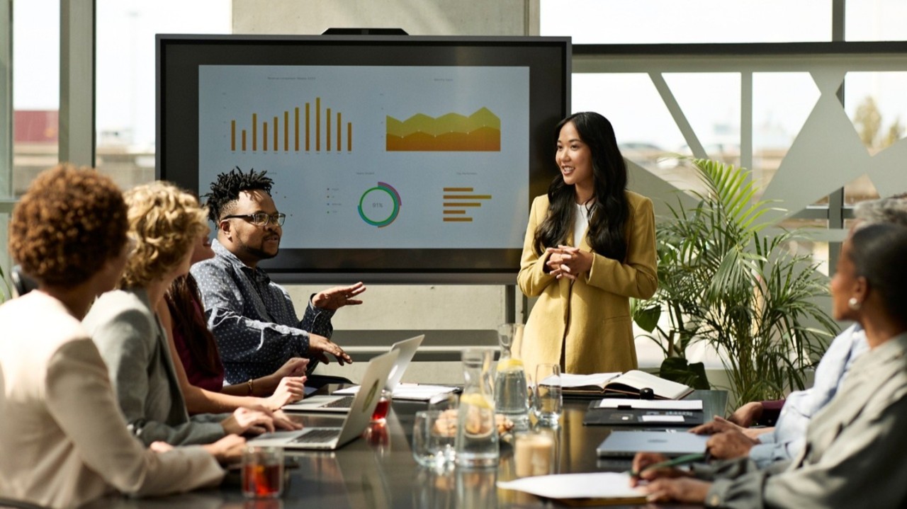 Three Essentials for Building a CX-Centric Organization, Powered by AI